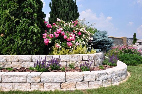 ARCADIA bloky 22,5x25x15 cm pieskovec