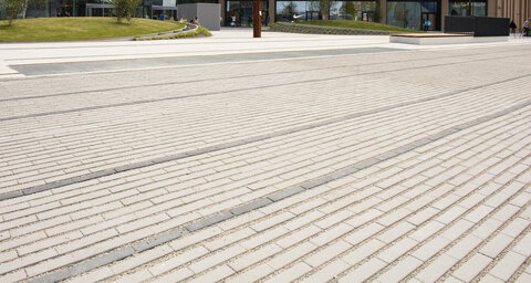 Eko dlažba LINEO hydro 8 cm sivá 30x10x8 cm (40%)