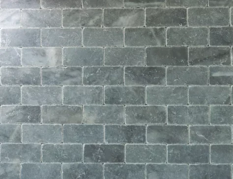 Formátovaný kameň - pílený obklad Mramor mramor AM 88 úprava antik 15x7,5x1 cm