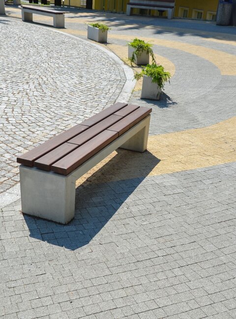 Lavička LAGUNA 1 hladká sivá