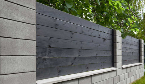 Okrasná plotová tvárnica hladká piesková 19x19x19