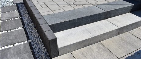 Palisáda INA 20x10x40cm grafitová