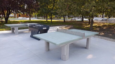 Pinpongový stôl sivá hladká