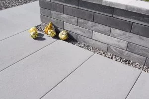 Platňa MAXIMA naturo 8 cm sivá
