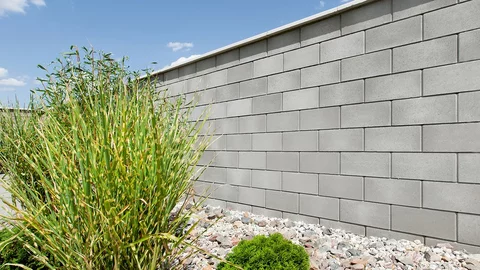 Plotová strieška Ferobet rovná 50x30x6,5cm sivá