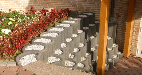 Svahová tvárnica HANGFLOR® sivá