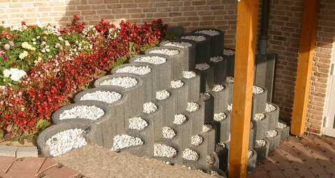 Svahová tvárnica HANGFLOR® sivá