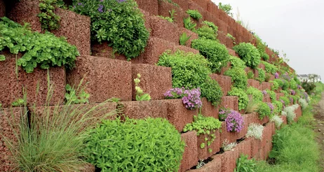 Svahová tvárnica PARKFLOR® hnedá