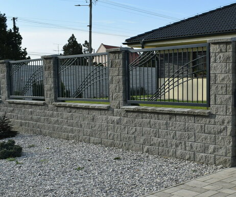 Tvárnica CASSER 3/4 3-strany štiepané 30x19,5x14,8cm granito