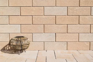 Tvárnica CASSER MONO celý 1-strana štiepaná/ 1-hladká 40x20x15 cm latte