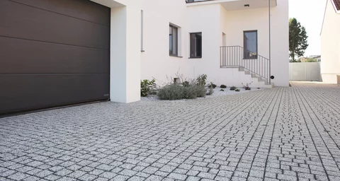 Zámková Dlažba CUBE® AQUAFLAIR 40x20x6cm sivá žula