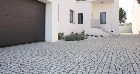 Zámková Dlažba CUBE® AQUAFLAIR 40x20x6cm sivá žula