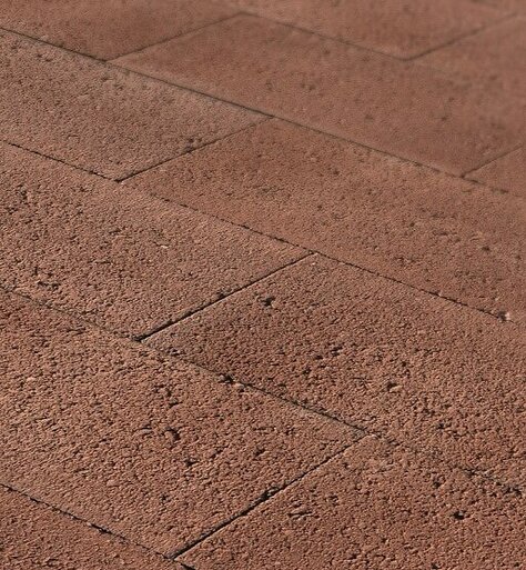 Zámková Dlažba GRAMINI 24,4x12,2x5cm tehlová červená neotĺkaná
