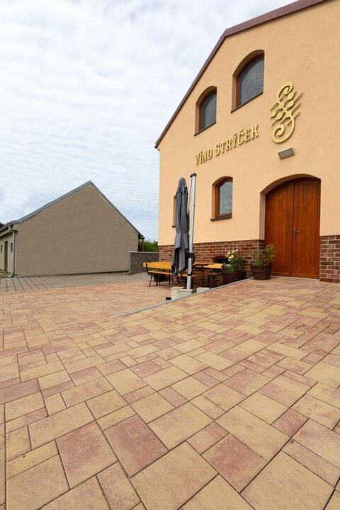 Zámkova dlažba Kombi 6 cm giralda