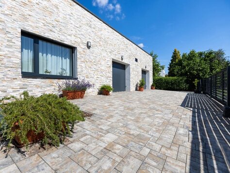 Zámkova dlažba Kombi 6 cm intenso