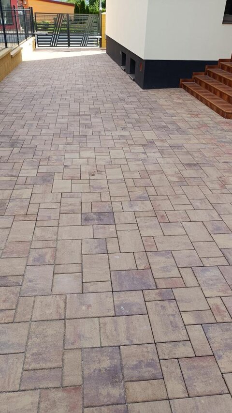 Zámkova dlažba Kombi 8 cm tropico