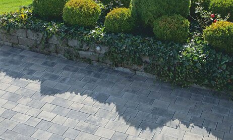 Zámková Dlažba SIGMA kombi 8cm bridlica tieňovaná